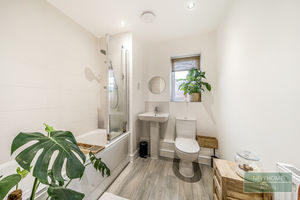 Photo 18- click for photo gallery